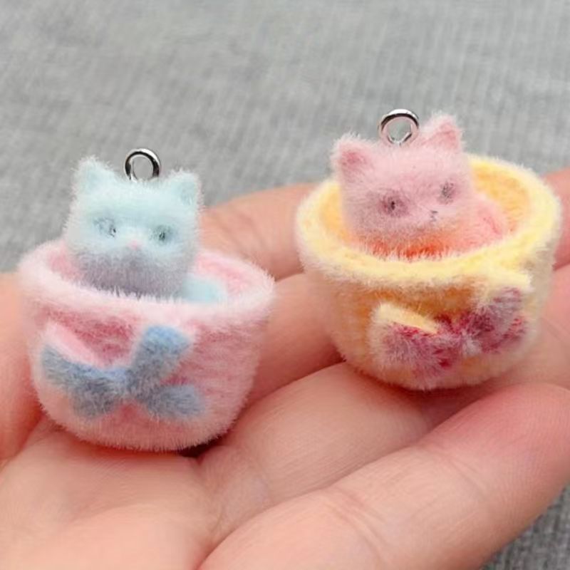 Resin Art Accessories - 4pcs 3D plush resin cat pendant,