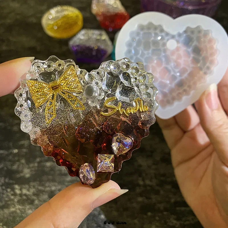 Heart-Shaped Crystal Epoxy Res - Resin Art Heart review and price